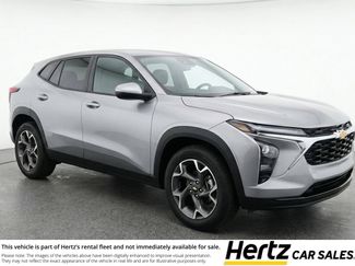 Used 2025 Chevrolet Trax LT video 1