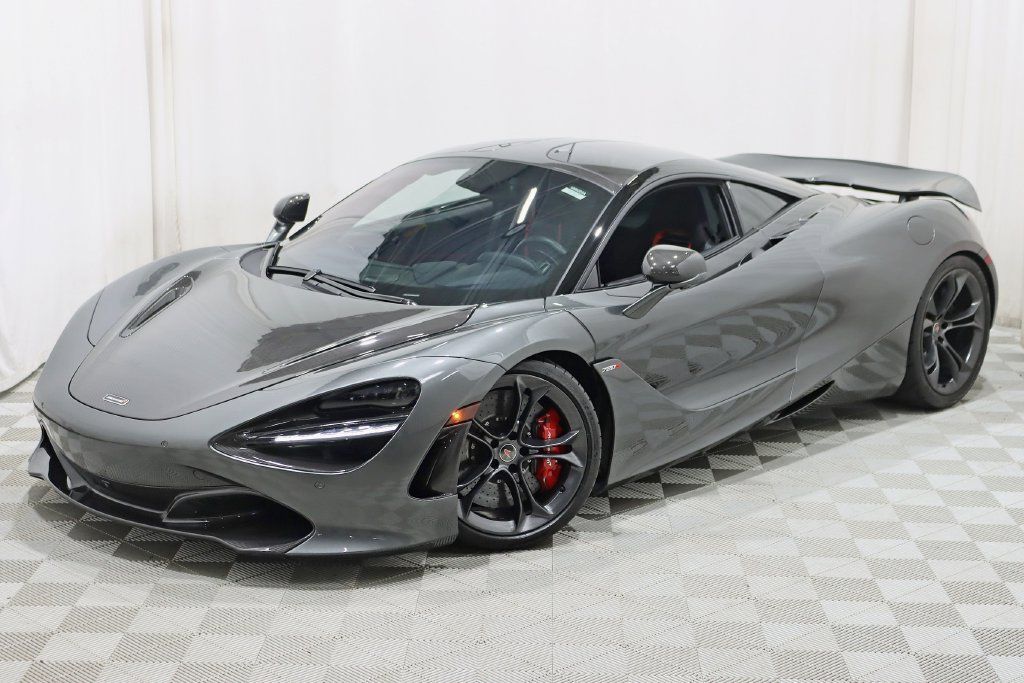 Used 2018 McLaren 720S RWD image 9