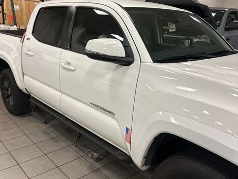 Used 2023 Toyota Tacoma SR5 w/ Technology Package RWD image 10