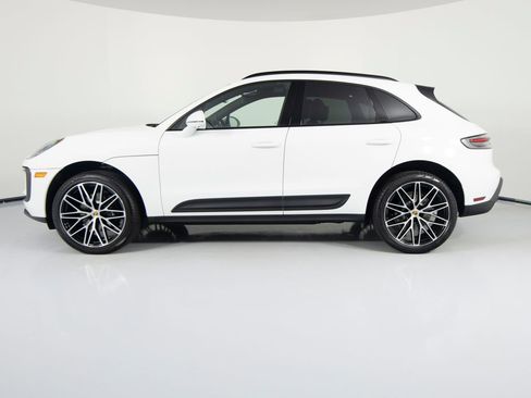 New 2026 Porsche Macan AWD/4WD image 2
