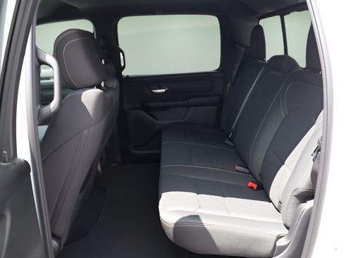 New 2026 RAM 1500 Express AWD/4WD image 11
