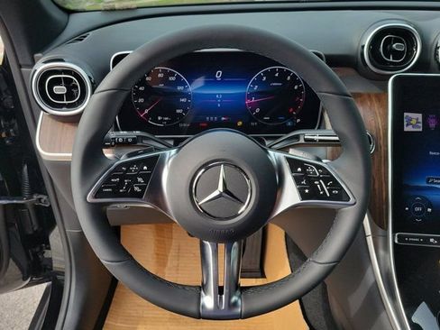 Certified 2026 Mercedes-Benz GLC 300 image 10