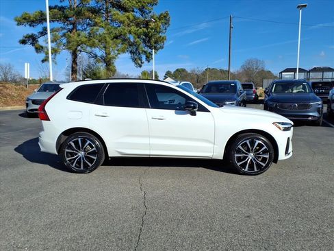 Certified 2023 Volvo XC60 B5 Plus w/ Protection Package Premier image 2