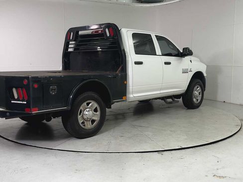 Used 2017 RAM 2500 Tradesman w/ Chrome Appearance Group AWD/4WD image 9