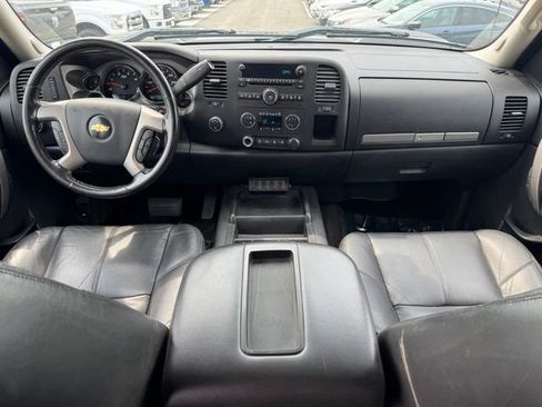 Used 2011 Chevrolet Silverado 3500 LT w/ Interior Plus Package AWD/4WD image 10