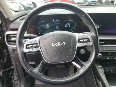 Certified 2024 Kia Telluride S w/ S Sunroof Package FWD image 21