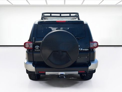 Used 2012 Toyota FJ Cruiser 4WD w/ Convenience Pkg image 5