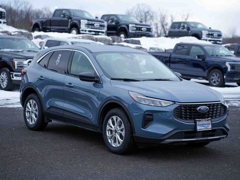 Used 2023 Ford Escape Active w/ Tech Pack #1 image 3