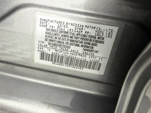 Used 2024 Nissan Sentra SV FWD image 27