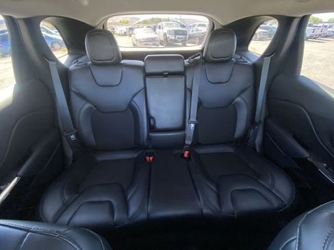 Used 2021 Jeep Cherokee Latitude Plus AWD/4WD image 21