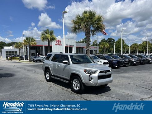 Used 2021 Toyota 4Runner SR5 RWD image 1