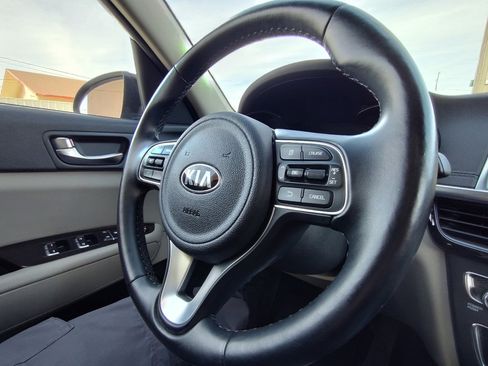 Used 2017 Kia Optima EX w/ Premium Package image 20