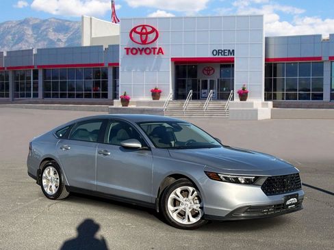 Used 2025 Honda Accord LX image 1