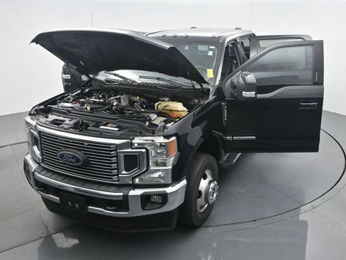 Used 2021 Ford F350 Lariat w/ Lariat Ultimate Package AWD/4WD image 39