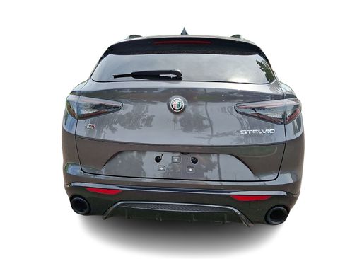 Used 2024 Alfa Romeo Stelvio Veloce AWD/4WD image 5