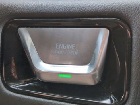 Used 2025 GMC Yukon Denali image 22