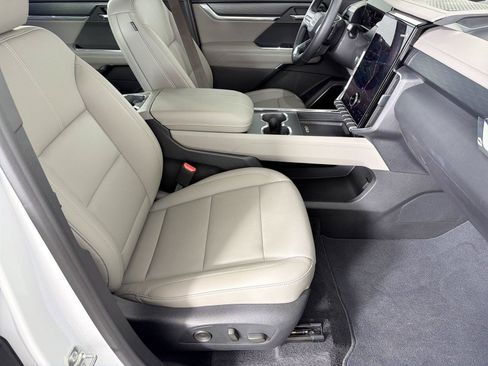 New 2026 GMC Acadia Elevation w/ Black Edition FWD image 11