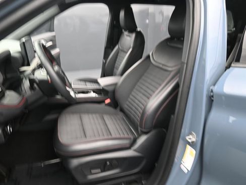 Used 2025 Ford Explorer ST-Line w/ Premium Package RWD image 25