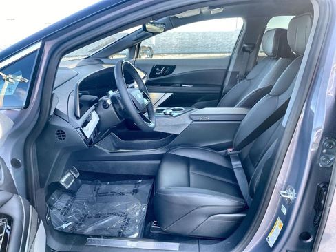 New 2026 Cadillac Optiq Luxury 1 image 29