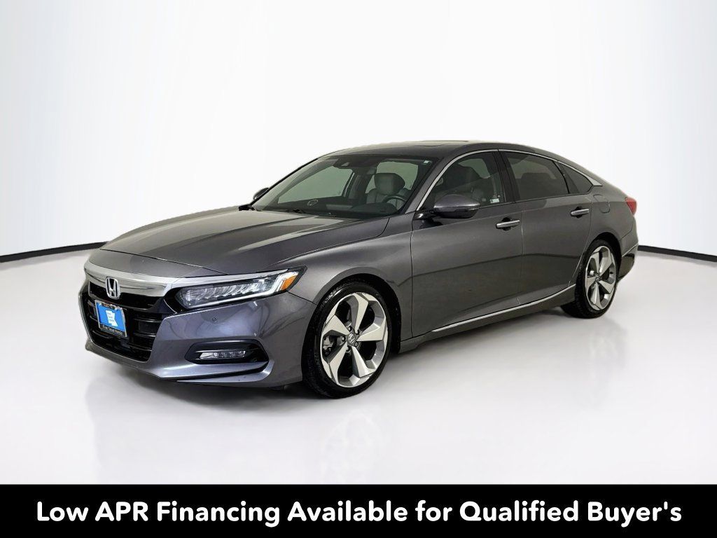 Used 2018 Honda Accord Touring image 3