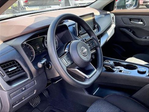 Certified 2023 Nissan Rogue SV AWD/4WD image 8