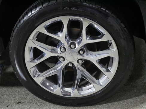 Used 2016 GMC Yukon XL Denali w/ Open Road Package image 15