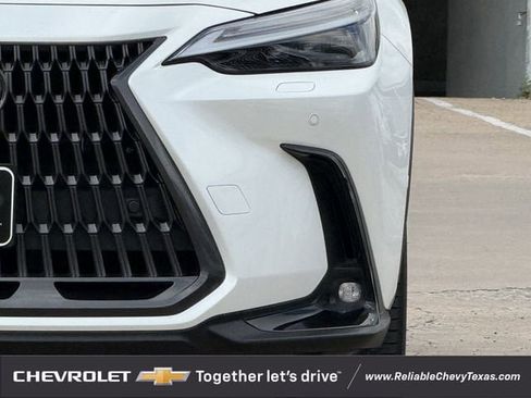 Used 2025 Lexus NX 450h+ AWD w/ Accessory Package (2T) image 4