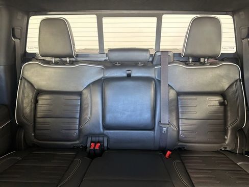 Certified 2023 GMC Sierra 1500 AT4X image 24