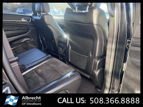 Used 2021 Jeep Grand Cherokee Laredo X image 16