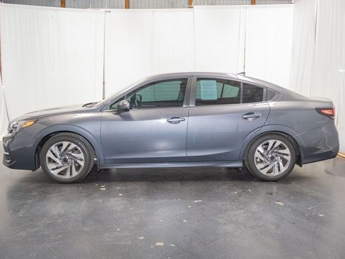 Used 2023 Subaru Legacy Limited AWD/4WD image 5