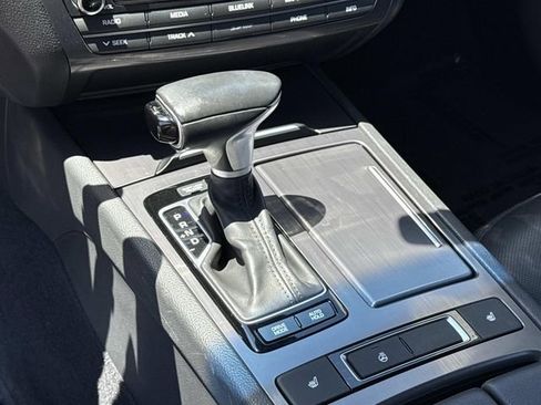 Used 2018 Genesis G80 3.8 AWD/4WD image 22
