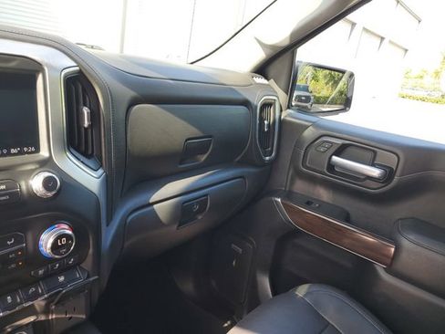 Used 2021 GMC Sierra 1500 SLT w/ SLT Premium Plus Package RWD image 27