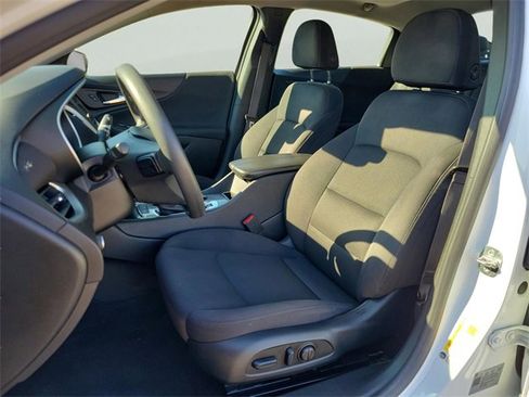 Used 2024 Chevrolet Malibu LT image 16
