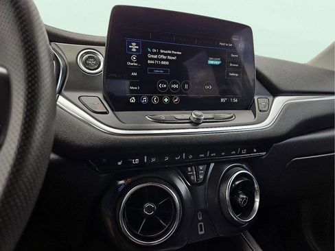 Used 2025 Chevrolet Blazer LT image 15