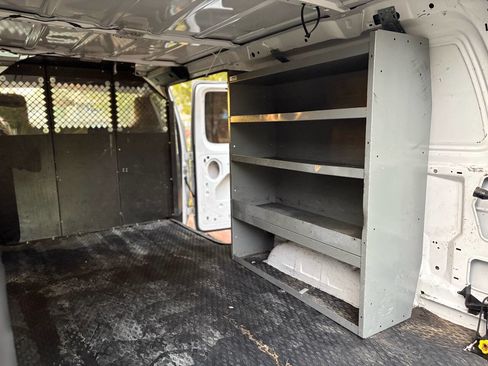 Used 2012 Ford E-150 and Econoline 150 image 9