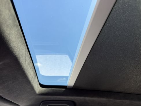 Certified 2022 Porsche Cayenne Turbo S image 27