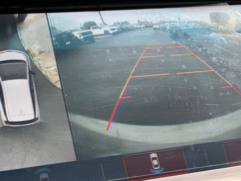 Used 2019 Chevrolet Bolt Premier w/ Infotainment Package image 28