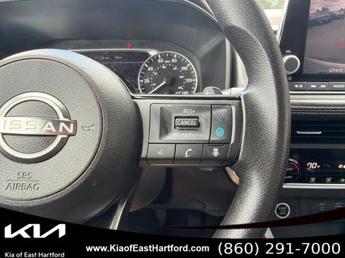 Used 2023 Nissan Rogue SV AWD/4WD image 31