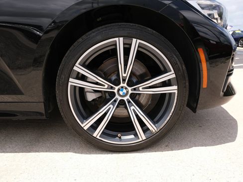 Used 2019 BMW 330i xDrive Sedan AWD/4WD image 20