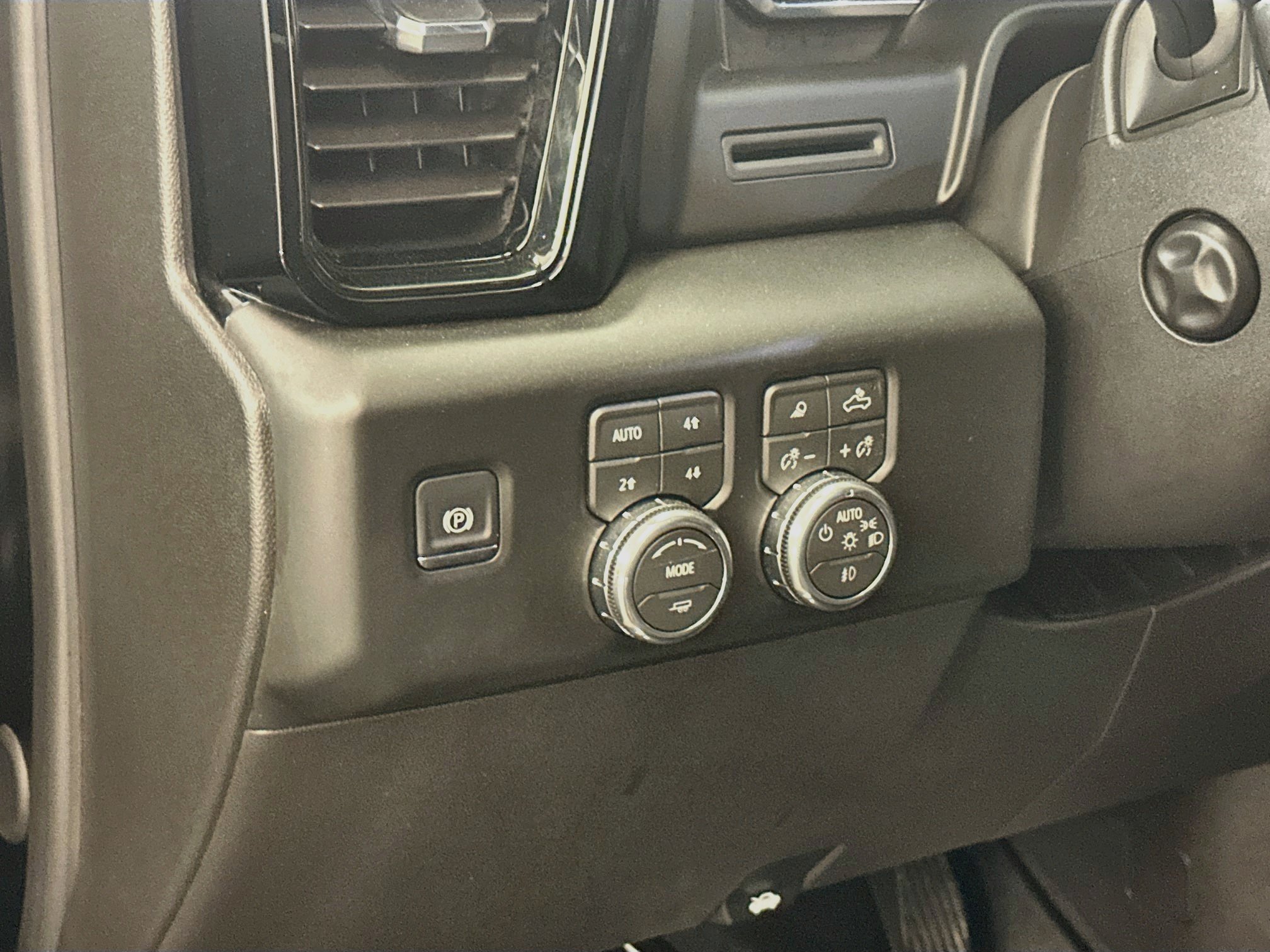 Used 2026 GMC Sierra 1500 AT4 AWD/4WD image 17