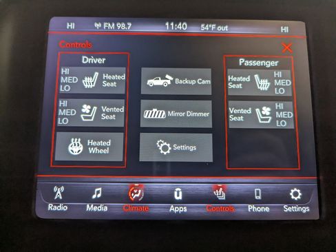 Used 2021 RAM 1500 Laramie w/ Off Road Group image 23