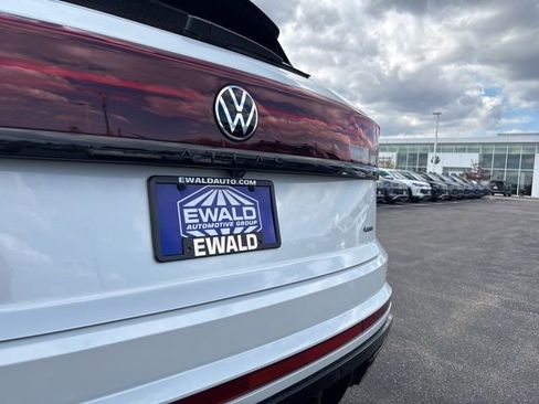 New 2026 Volkswagen Atlas Cross Sport SEL R-Line AWD/4WD image 36