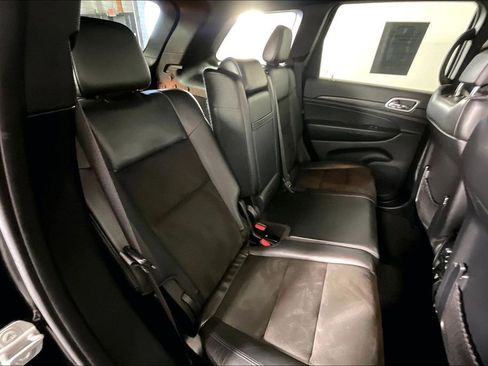 Used 2020 Jeep Grand Cherokee Altitude RWD image 36