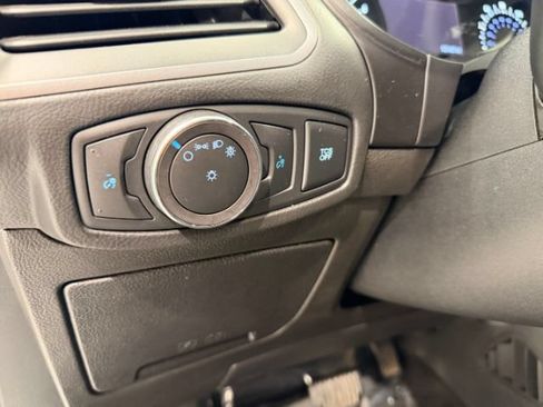 Used 2019 Ford Edge SE w/ SE Fleet Driver's Package AWD/4WD image 19