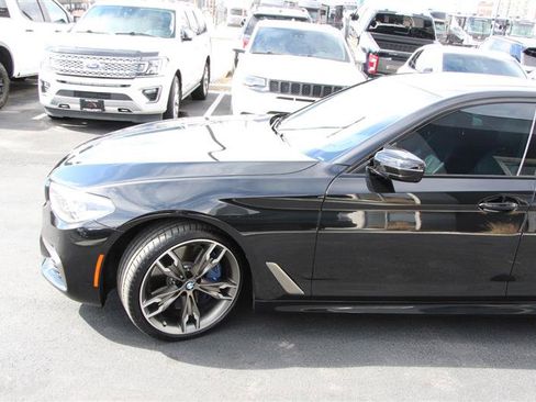 Used 2020 BMW M550i xDrive M550i xDrive w/ Premium Package image 4