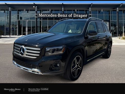 Used 2026 Mercedes-Benz GLB 250 4MATIC image 1