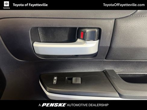 Used 2020 Toyota Tundra SR5 w/ SR5 Upgrade Package AWD/4WD image 11