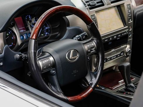 Used 2017 Lexus GX 460 image 14