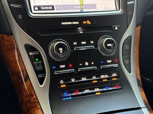 Used 2019 Lincoln Nautilus Reserve AWD/4WD image 23