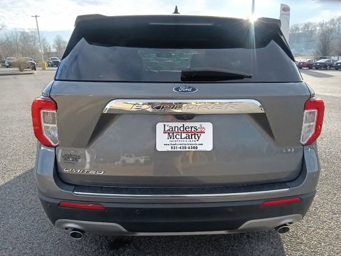 Used 2022 Ford Explorer Limited w/ Equipment Group 301A image 4